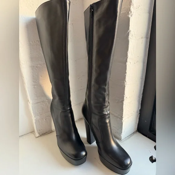 Saint Laurent Black Boots - Picture 6 of 8